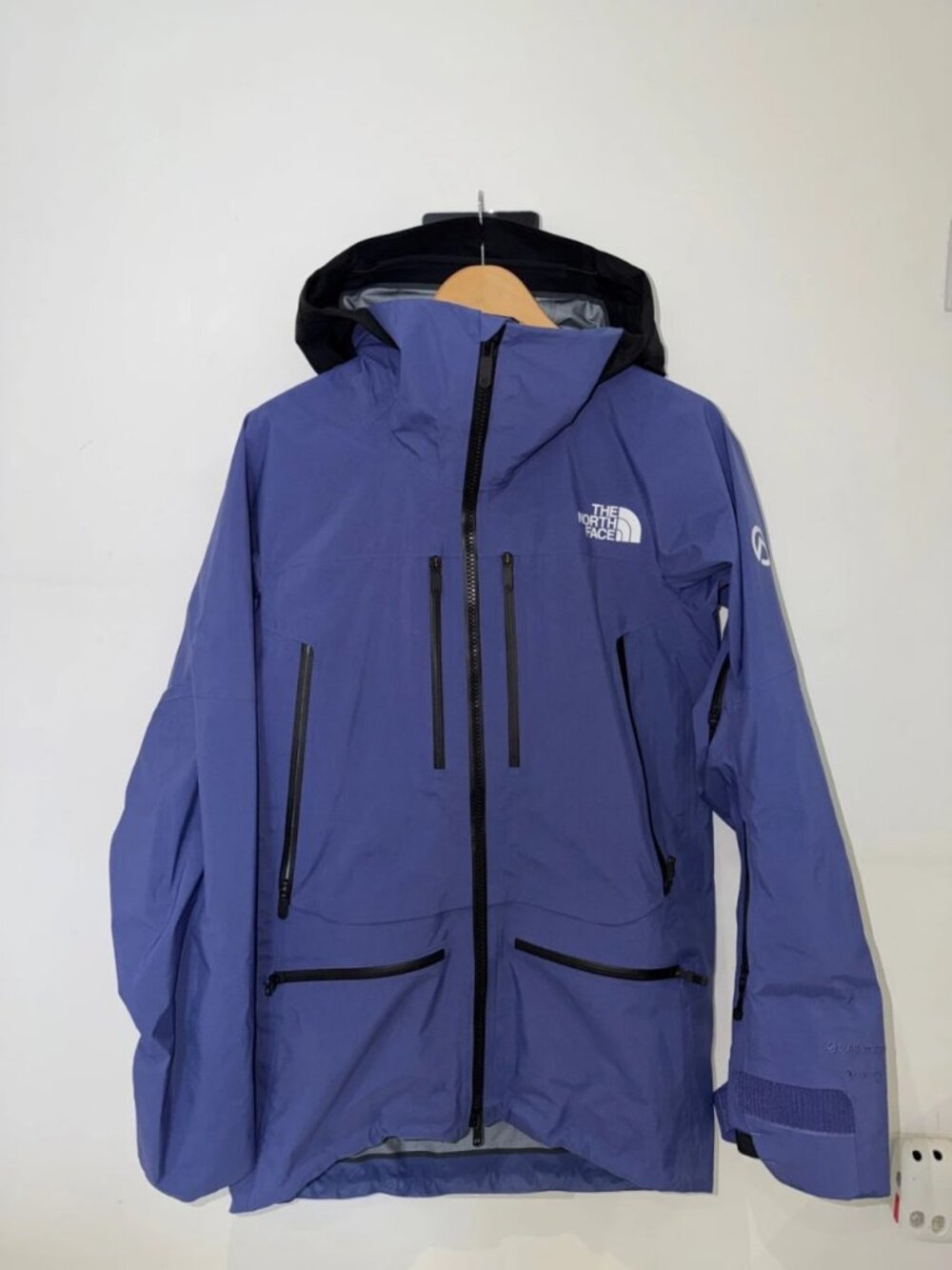 The North Face Summit TSIRKU GORE-TEX Pro Ski Jacket Purple Size S
